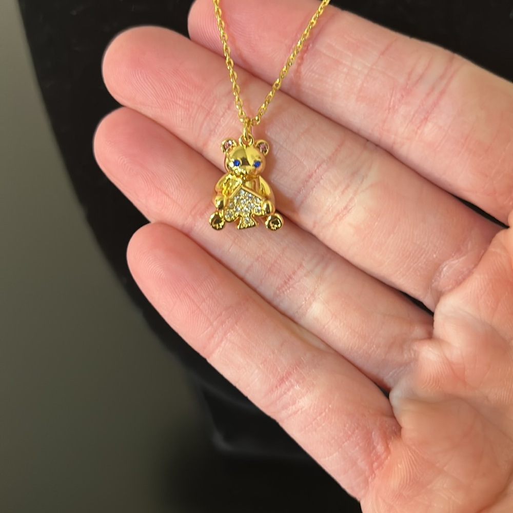 Kate Spade NWT Oh What Fun Spade Teddy Bear Pendant - Picture 5 of 8